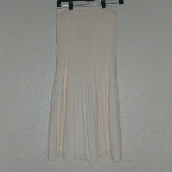 Primark Cares Skirt Cream US Size 6 - Picture 1 of 6
